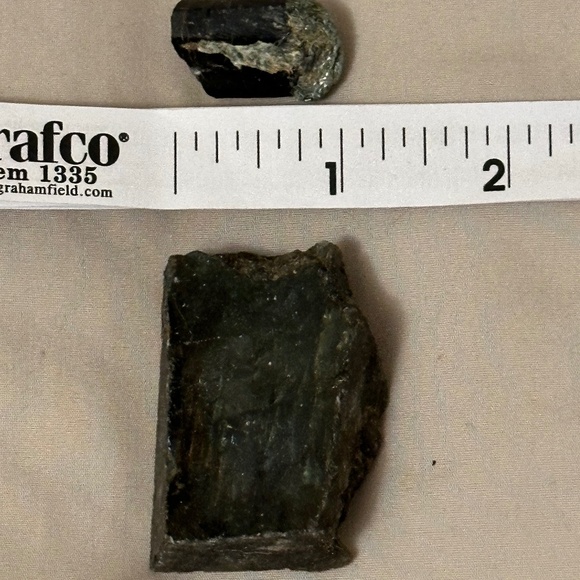 Two pieces genuine black Turmaline, protection stone - Picture 4 of 5